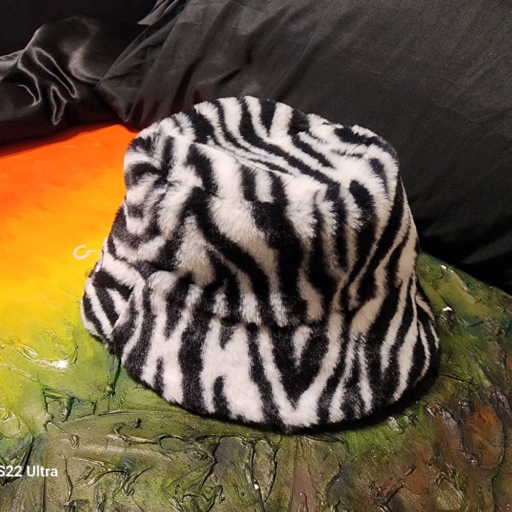 Women's Hat